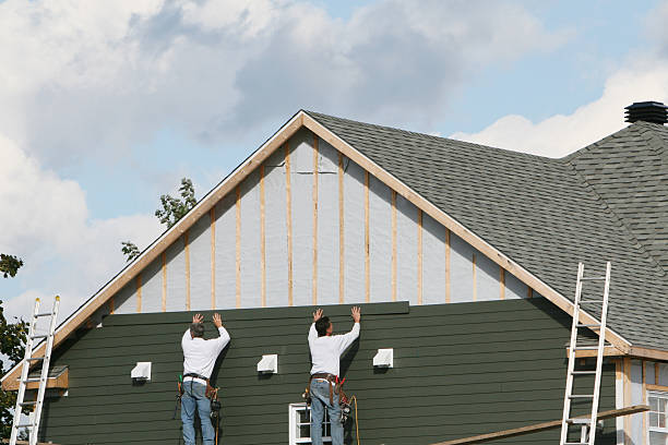 Professional Siding Installation technician working in Ayden, NC